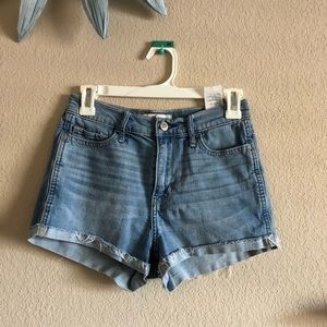 High waisted Hollister shorts